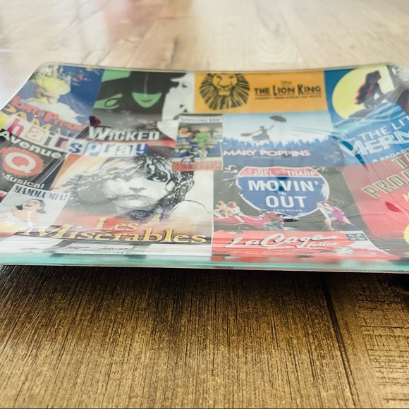 WICKED Medium size vintage play/musicals trinket dish/plate - Picture 7 of 10